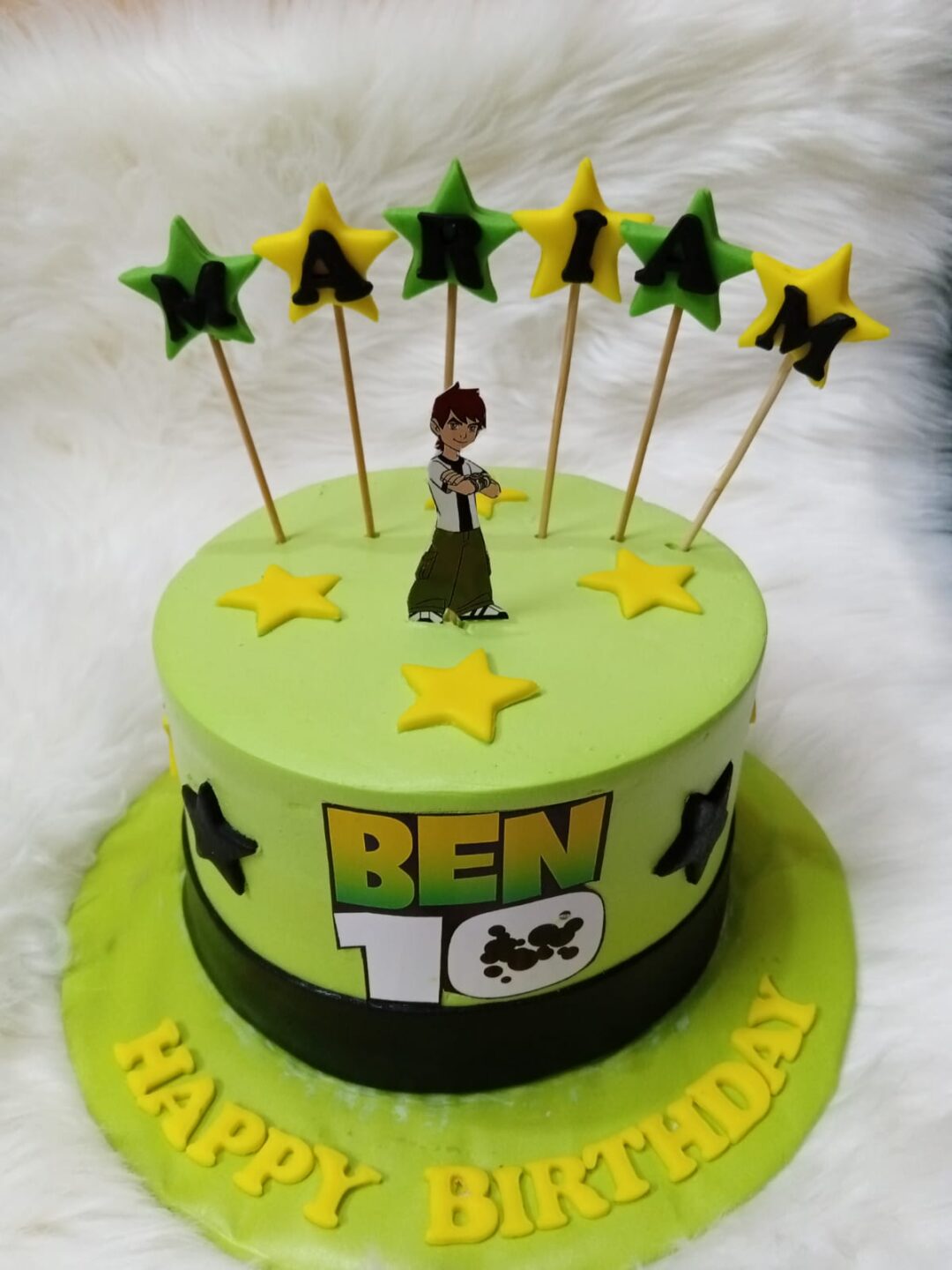 Ben 10 theme cake