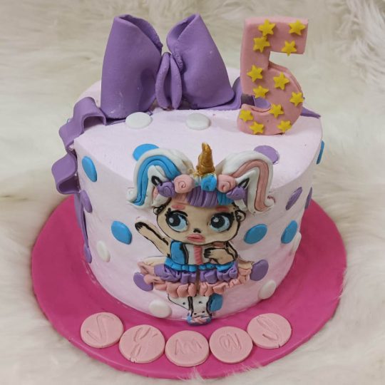 LoL Doll Theme Cake