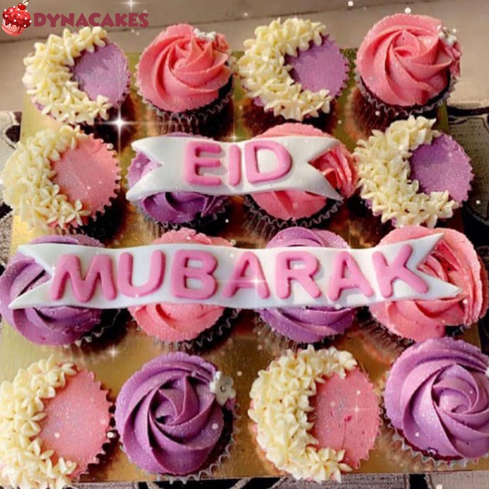 Eid theme cream with fondant cupcakes