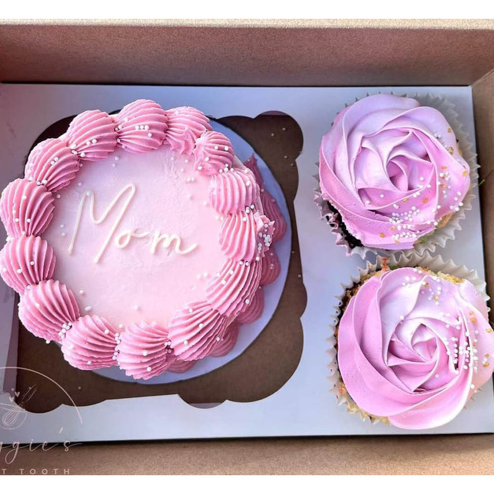 Mother's Day cakes and cupcakes