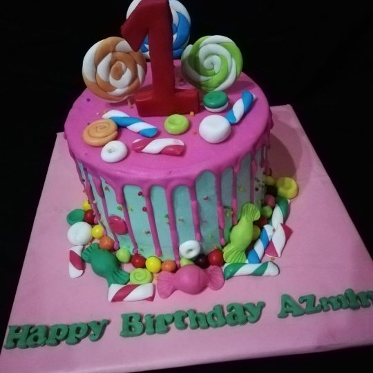 Candy theme cream with fondant cake