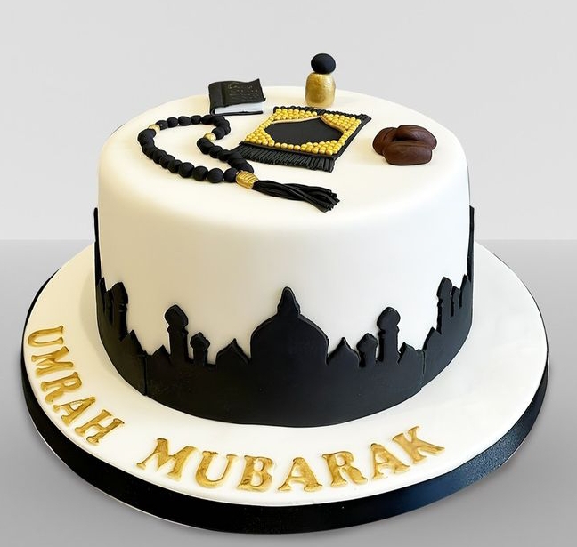 Umrah Mubarak theme full fondant cake 