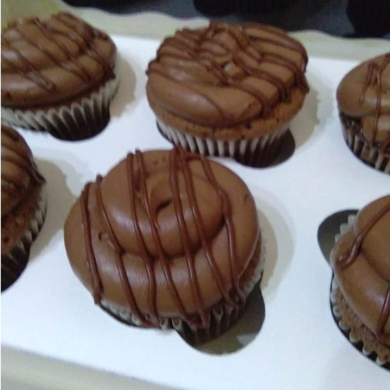 Simple chocolate fudge cupcakes