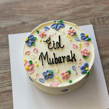 Elegant Eid Mubarak cake with floral decorations in Karachi