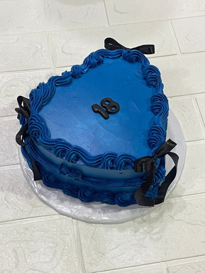 blue and black heart cake in Karachi